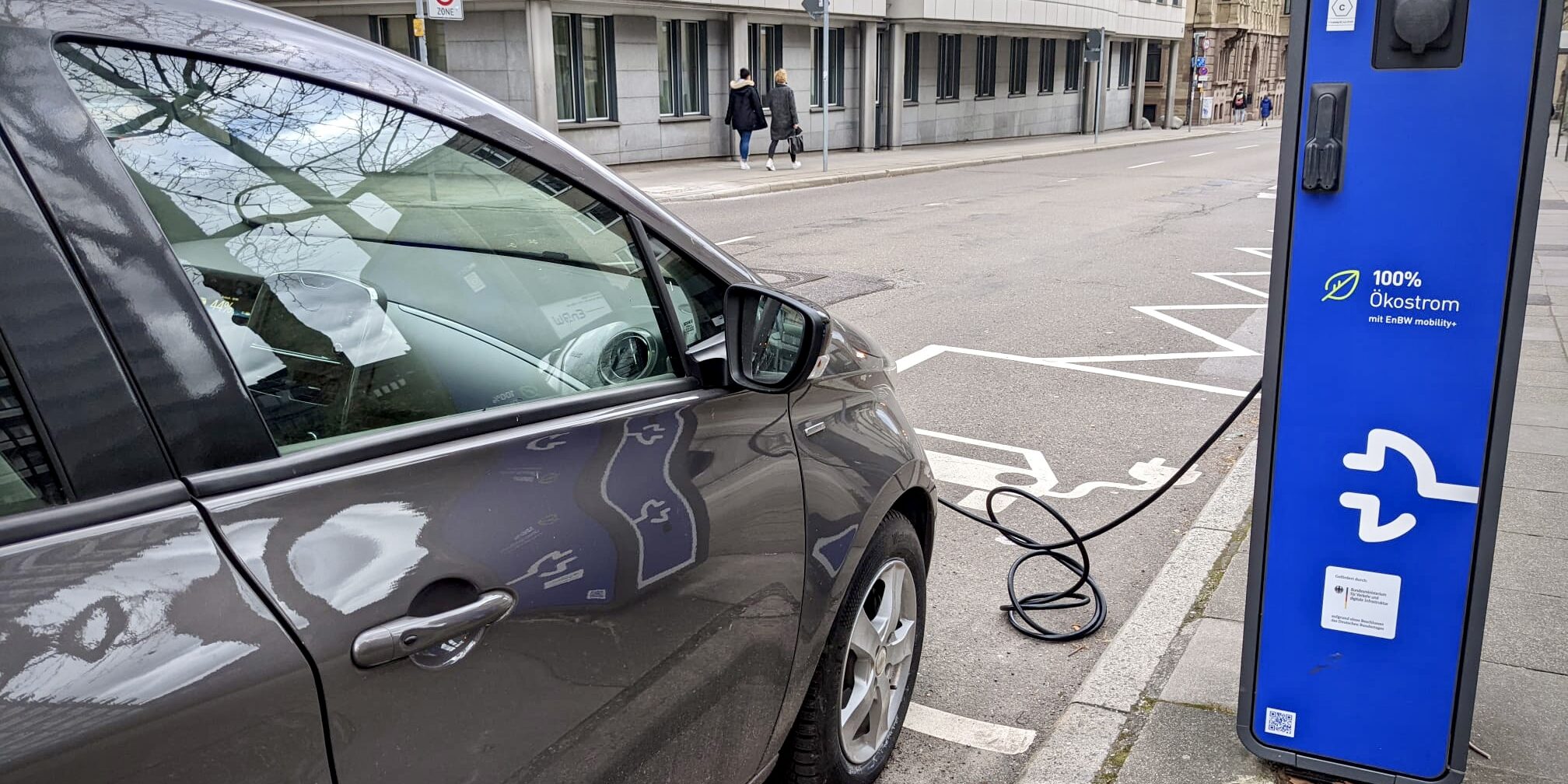 5dcee967-8fdb-4f66-a775-c2748b2aa6b2