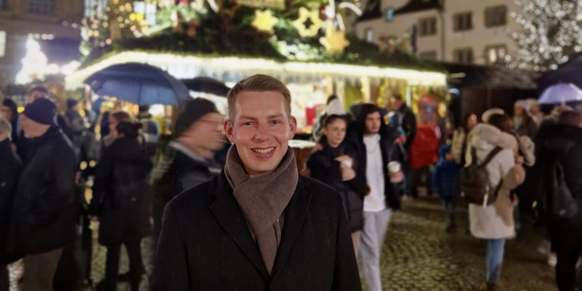 b87ef184-ed53-4d5d-9d76-6bfa4150579a