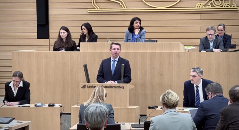 Corona-Soforthilfen – über 5300 Stuttgarter Unternehmen warten noch auf Rückerstattung